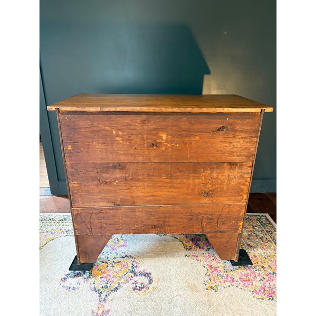 Wood Late 18th Century American Hepplewhite Chest of Drawers For Sale - Image 7 of 9
