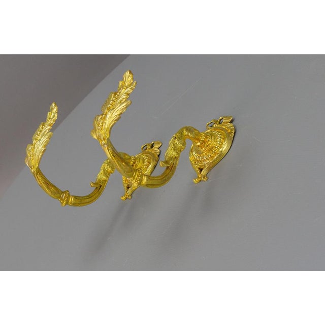 French Louis XIV Style Gilt Bronze Curtain Tiebacks or Curtain Holders, 1920s, Set of 2 For Sale - Image 6 of 17