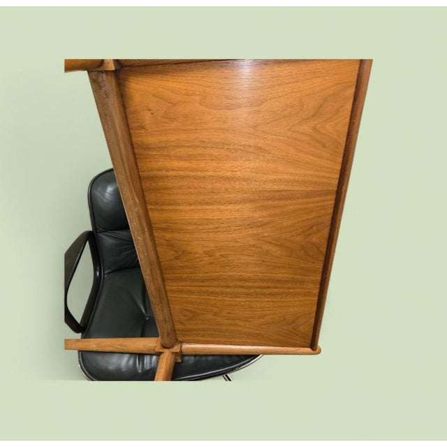 1950s T.H.Robsjohn Gibbings Side Table/Magazine/Stand X Base For Sale - Image 12 of 13