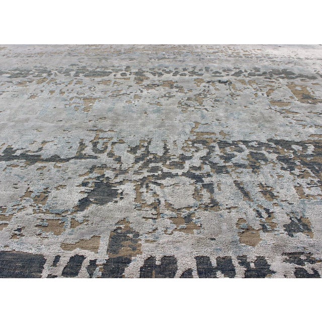 2010s Modern Hand-Knotted Rug in Wool With All-Over Modern Design in Ivory, Brown, Gray and Blue For Sale - Image 5 of 11
