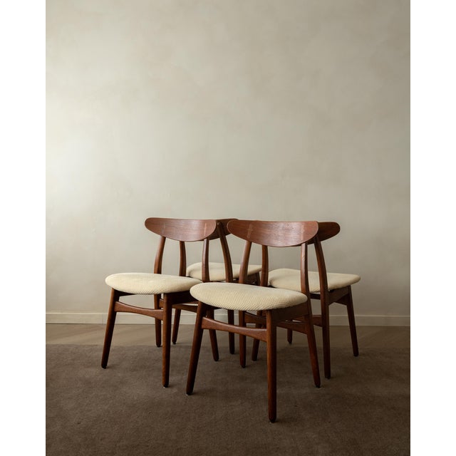 Set of four original ch30 dining chairs, designed by hans j. Wegner and produced by carl hansen & søn, denmark. A sought-...