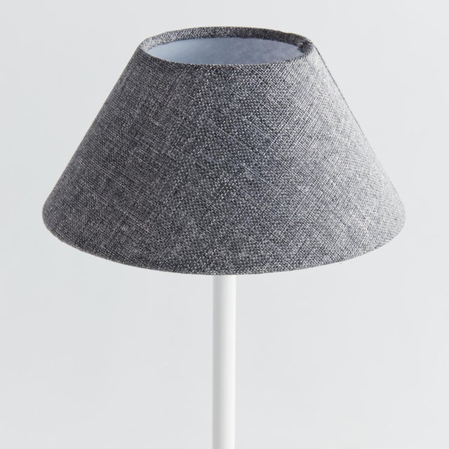 Kenneth Ludwig Chicago Alluna Cordless Led Lamp 14" - Gray Linen Shade/White Base For Sale - Image 4 of 11