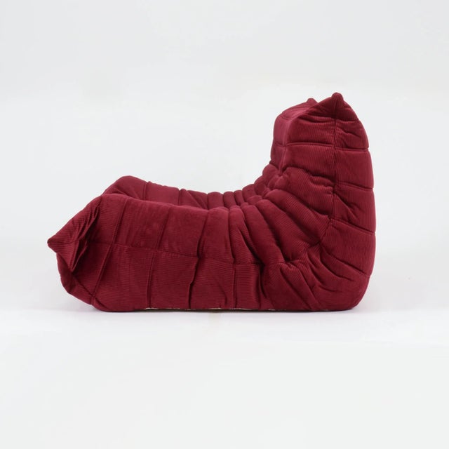 Restored Vintage Togo Loveseat by Ligne Roset in Bordeaux Red Corduroy For Sale In New York - Image 6 of 12