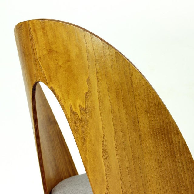 Dining Chairs in Oak & Fabric by Antonin Šuman for Tatra, 1960s, Set of 4 For Sale - Image 6 of 17