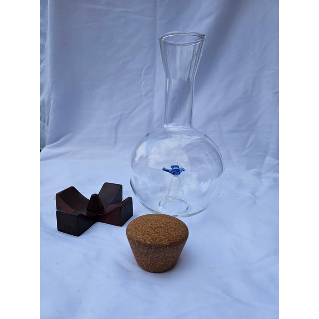 Michael Graves 1990s Mid Century Modern Wine Decanter Michael Graves - New in Box For Sale - Image 4 of 6