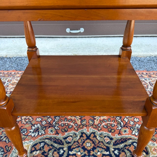 American 1960s Thomasville Welsh Valley Collections Traditional Solid Cherry 1 Drawer Nightstand With Shelf For Sale - Image 3 of 14