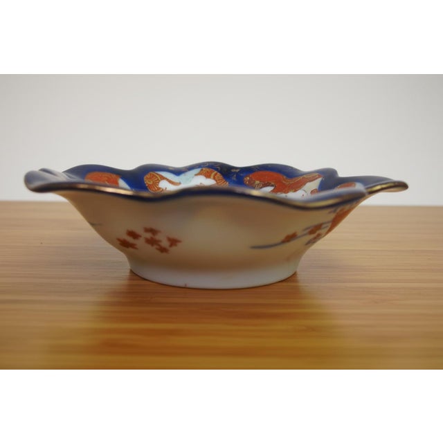 Japanese Japanese Kutani Red Blue & Gold Figural Porcelain Small Lotus Trinket Bowl Set For Sale - Image 3 of 11
