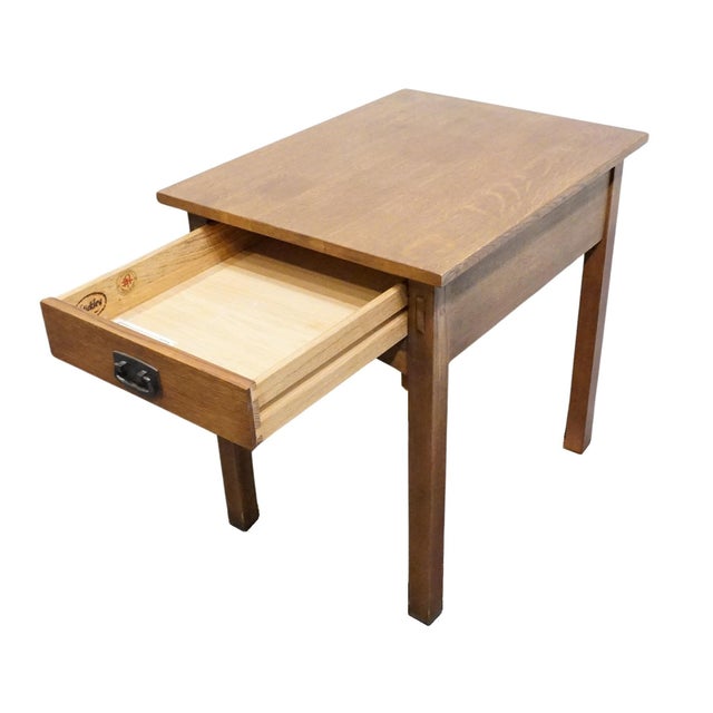 Stickley Furniture Quarter Sawn Oak Mission Style Arts & Crafts 20" Accent End Table 89-501 - #32 Onondaga Finish For Sale In Kansas City - Image 6 of 14