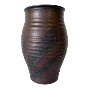 1977 Vintage Organic Studio Pottery Vase – Hand-Thrown Earth Tone Stoneware Vessel, Signed