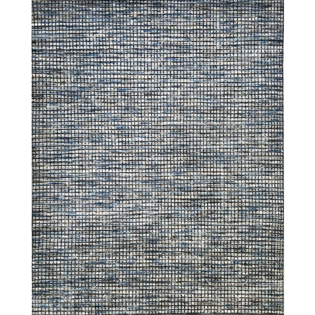 Transitional Handmade Heriz Design Rug. 9'7" X 11'5" For Sale - Image 3 of 4