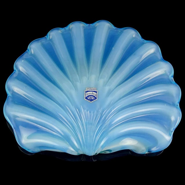 Late 20th Century Murano Cenedese Opalescent Blue White Italian Art Glass Vintage Mid Century Fan Shape Seashell Bowl For Sale - Image 5 of 7