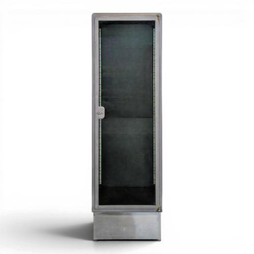 Industrial Display Case in Patinated Metal For Sale - Image 9 of 9
