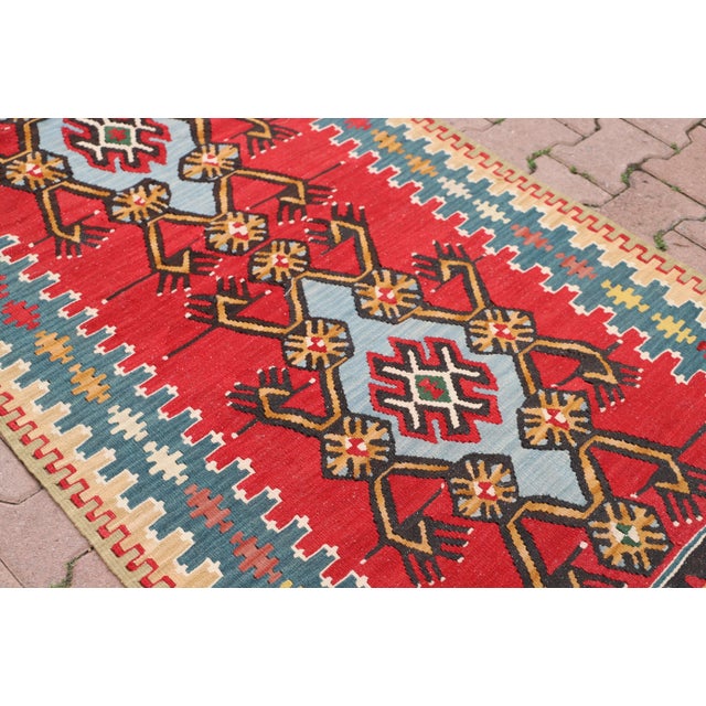 1980s Ethnic Turkish Hand-Knotted Abstract Pattern Kilim For Sale - Image 4 of 10