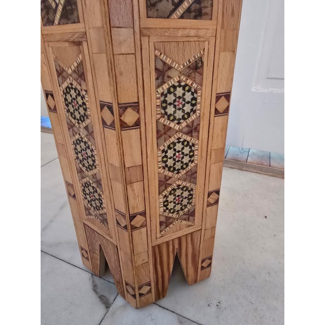 1970s Mid Century Modern Mother of Pearl Exotic Wood Marquetry Drink Table For Sale - Image 4 of 6