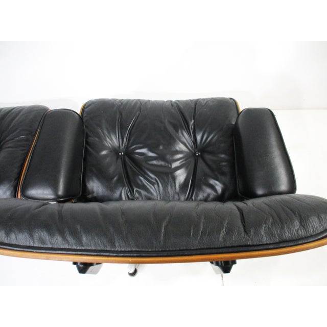 Eames Rosewood Leather 670 Lounge Chair With Ottoman for Herman Miller (Db) For Sale - Image 9 of 12