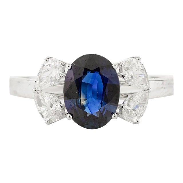 1.04 Ct Oval Sapphire & Diamonds Engagement Ring Size 6.5 For Sale
