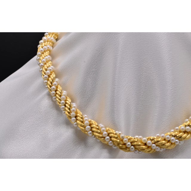 Contemporary The 52nd Street: Classic Pearl and Rope Chain Woven Necklace in Yellow Gold For Sale - Image 3 of 6