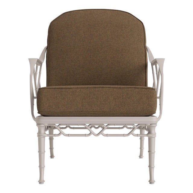 Brown Jordan Calcutta Lounge Chair, Dove frame with Fusion Moccasian fabric For Sale