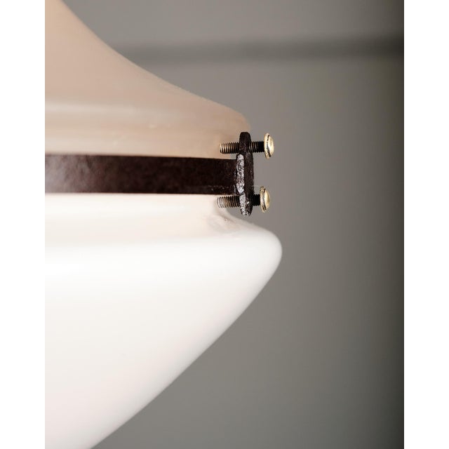 Industrial Luzette Hanging Lamp by Peter Behrens for Siemens, 1920s For Sale - Image 3 of 11