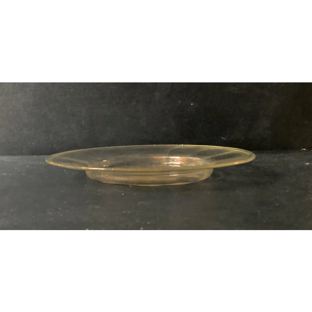 Art Deco 1940s Hand-Blown Murano Venice Plates With Gold Flakes- Set of 6 For Sale - Image 3 of 6