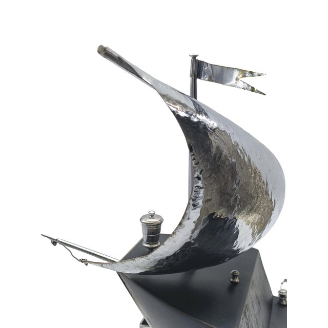 Wood Gio Ponti, Black Wood and Hammered Metal Sailing Ship, 1960s, Metal and Compressed Wood For Sale - Image 7 of 10