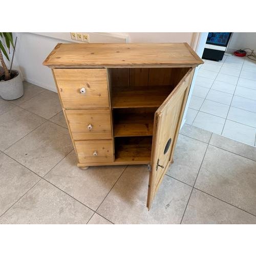 Rustic Farmhouse Bread Buffet, 1890s For Sale - Image 10 of 14