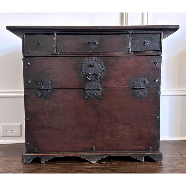 Antique Korean Scholar Book Bandaji Chest Joseon Dynasty For Sale - Image 4 of 12