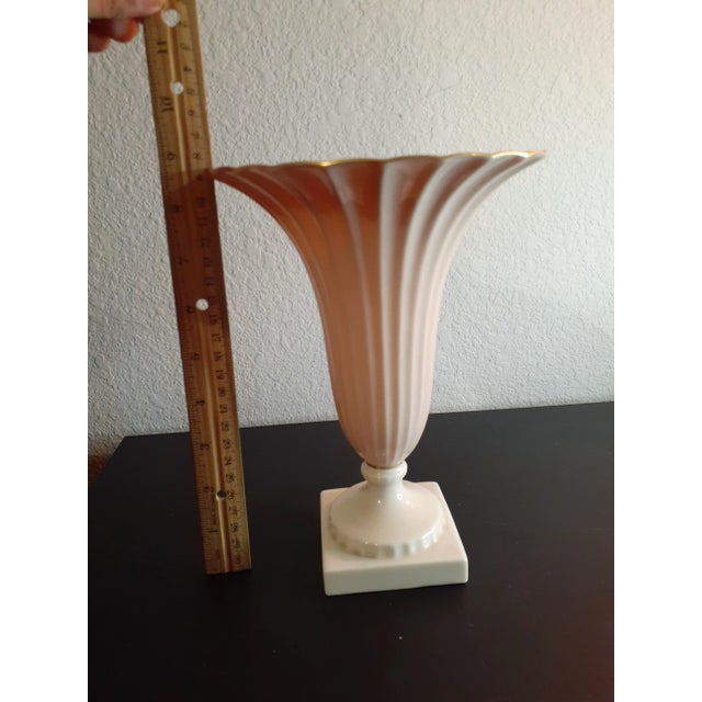 1970s Vintage Lenox Porcelain Pink Fluted Vase on Beige Pedestal For Sale - Image 5 of 7