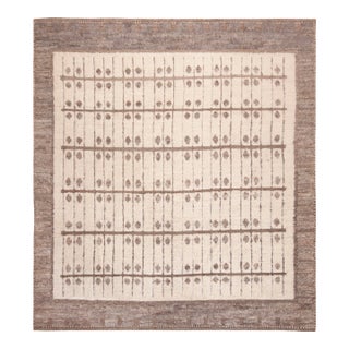 Nazmiyal Collection Modern Area Rug For Sale