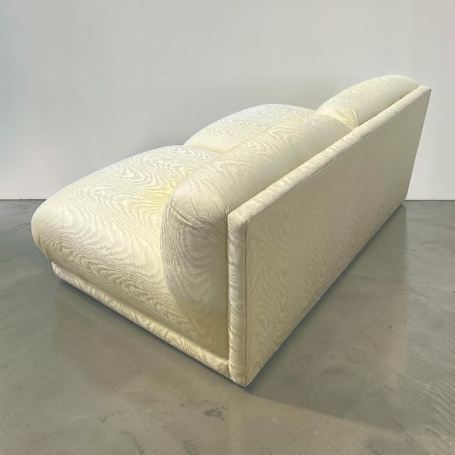 Vintage Bernhardt Brass Base Slipper Love Seat For Sale In Miami - Image 6 of 14