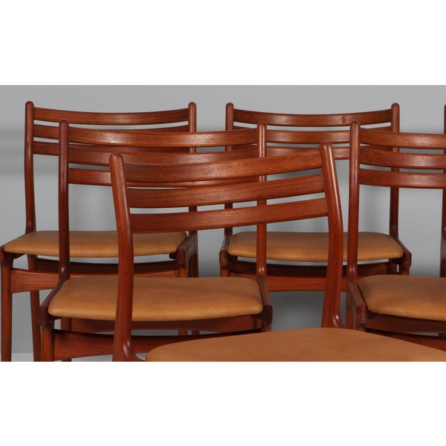 Uldum Møbelfabrik Model U20 Dining Chairs in Teak by Johannes Andersen for Uldum Møbelfabrik, Set of 6 For Sale - Image 4 of 9