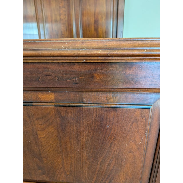 Statton Wainscot Colonial King Bed For Sale - Image 15 of 18