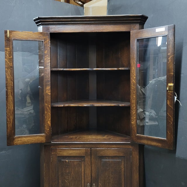 Farmhouse Late 20th Century English Oak Glass Top Doors With Paneled Bottom Doors Corner Cupboard For Sale - Image 3 of 16