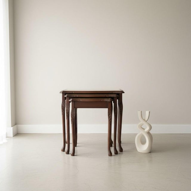 Queen Anne Vintage Nesting Tables Set 3-Tooled Leather Top-Queen Anne Wood-Side-End-Accent For Sale - Image 3 of 11