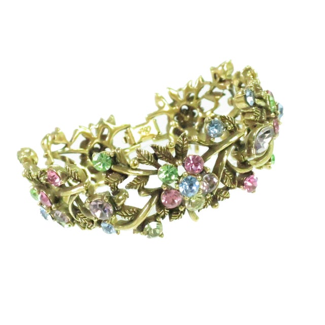 1950s Vintage Designer Coro Floral Pastel Link Bracelet 1950s For Sale - Image 5 of 8
