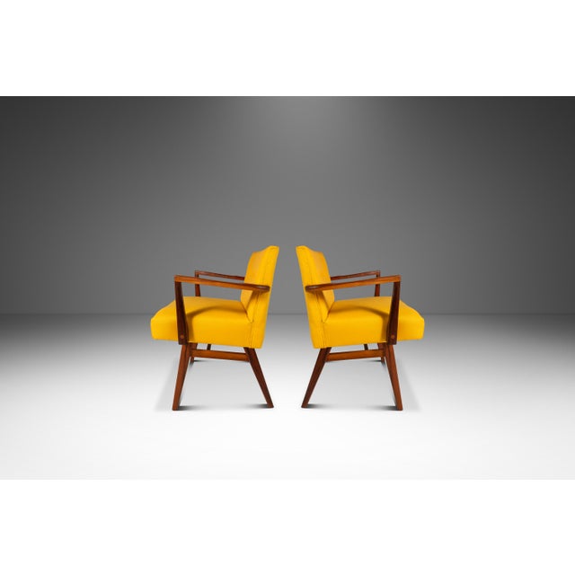 Introducing a limited set of two restored Model C-108 armchairs designed by Jens Risom for Jens Risom Design. Constructed...