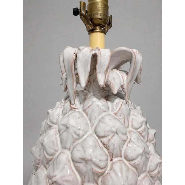Vintage Italian Mid Century White Glazed Pineapple Form Ceramic Table Lamp For Sale In Providence - Image 6 of 10