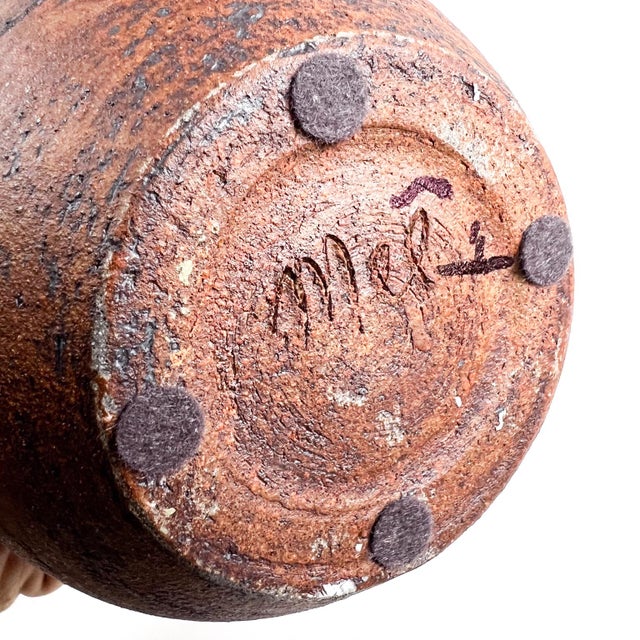 Brown 1980s Modernist Mel Pottery Vase Textured Abstract Design For Sale - Image 8 of 9