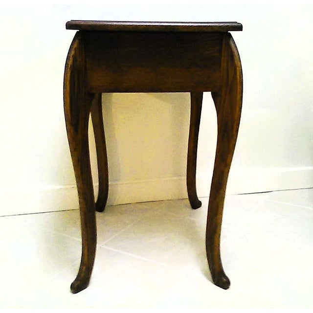 Arts & Crafts Vintage Oak Accent / End / Side Table For Sale - Image 3 of 9