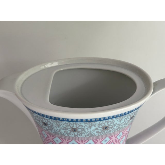 Series: Idillio Decoration: Kalabata Material: Porcelain Design: Paul Wunderlich / Designer Guild Condition: Very good...