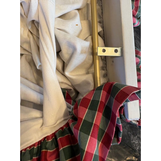 Late 20th Century Custom Plaid Silk-Style Taffeta Balloon Shade With Original Lift Hardware, 60” For Sale - Image 5 of 17