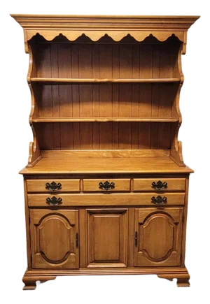 Vintage American Maple Country Hutch Cabinet With Scalloped Gallery, 73”