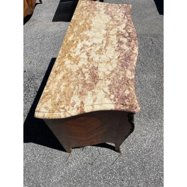 1900s Louis XVI Style Marble-Top Bombe Commode For Sale In West Palm - Image 6 of 8