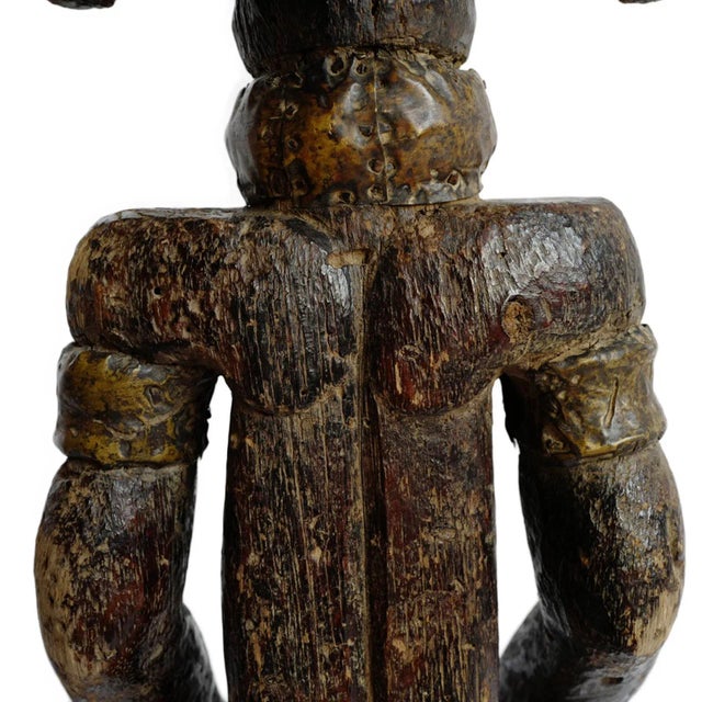 Antique Old African Fang Female Figure on Post For Sale - Image 9 of 10