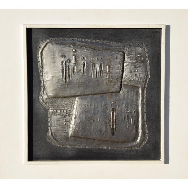 Black Metal Menschengruppe Relief by Hermann Tomada, 1980 For Sale - Image 8 of 8
