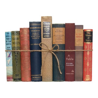 Decorative Books - Vintage World Classics Book Bundle - Subject Books by the Foot For Sale