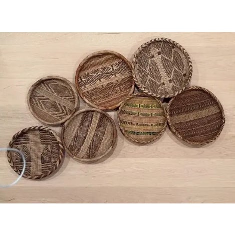 African Lot of 7 Baskets Tonga Region, Africa For Sale - Image 3 of 6