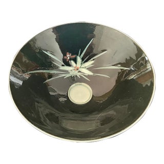 Mid-20th Century Japanese Art Pottery Rice Bowl For Sale