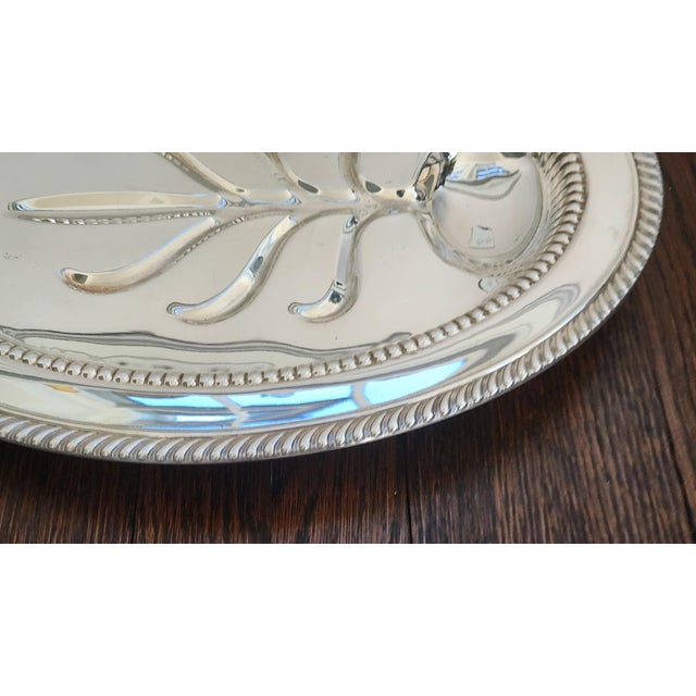 Traditional Early 20th Century Buckingham English Regency Silver Plate Oval Meat Cutlery Serving Platter For Sale - Image 3 of 12