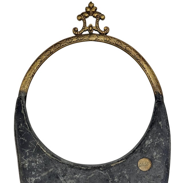 English Georgian Neoclassical Hand-Chased Brass Cornucopia Wall Pocket For Sale - Image 10 of 11